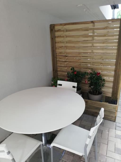 גואבוילר Appartement Avec Terrasse Entre Vignes, Balades, Alsace מראה חיצוני תמונה